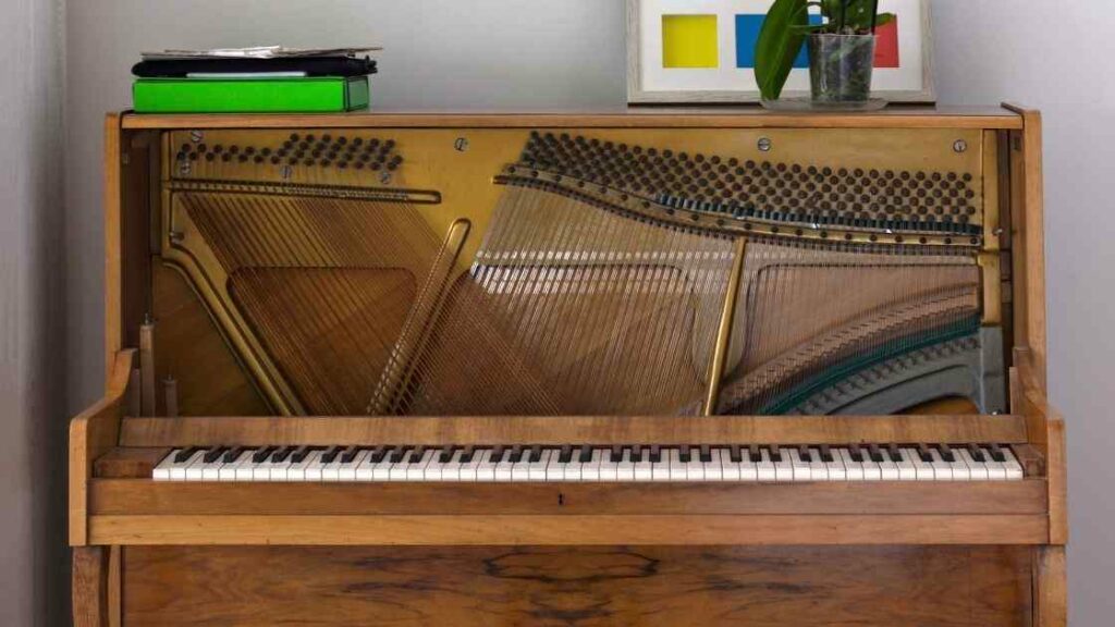 acoustic upright piano